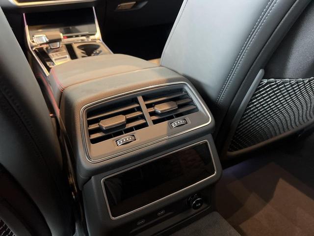 Photo of 2026 Daytona Gray Pearl Effect Audi RS 6 Avant
