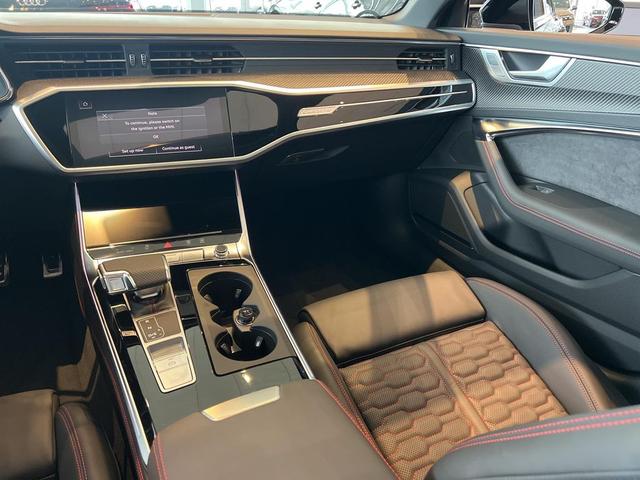 Photo of 2026 Daytona Gray Pearl Effect Audi RS 6 Avant