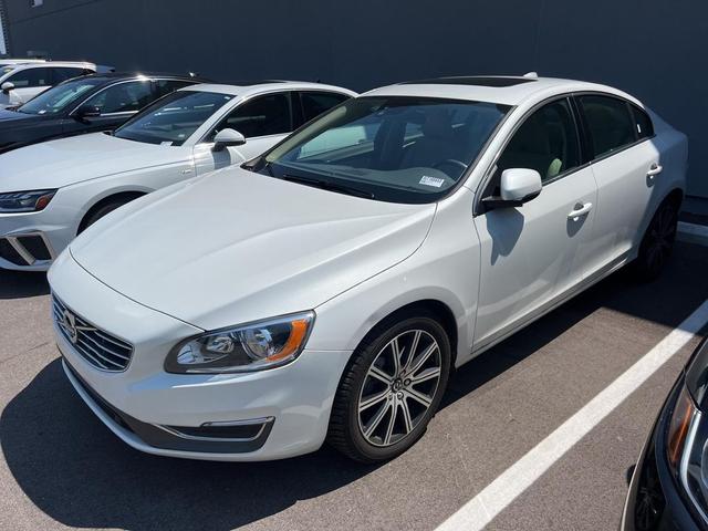 Photo of 2018 White Volvo S60 Inscription