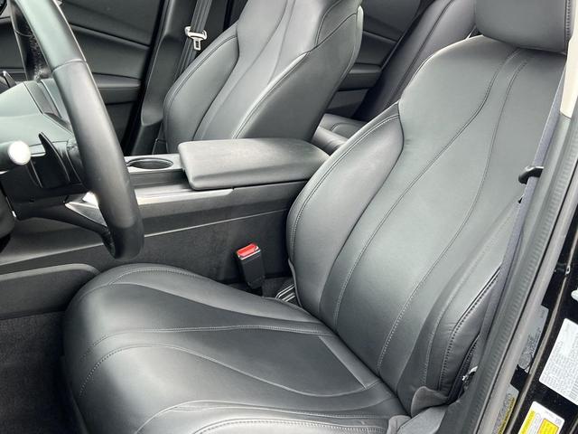 Photo of 2023 Majestic Black Pearl Acura TLX