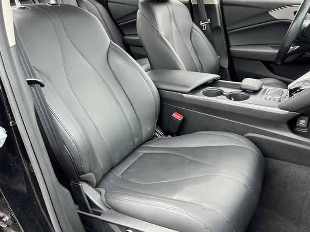 Photo of 2023 Majestic Black Pearl Acura TLX