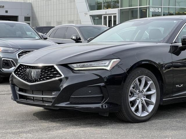 Photo of 2023 Majestic Black Pearl Acura TLX