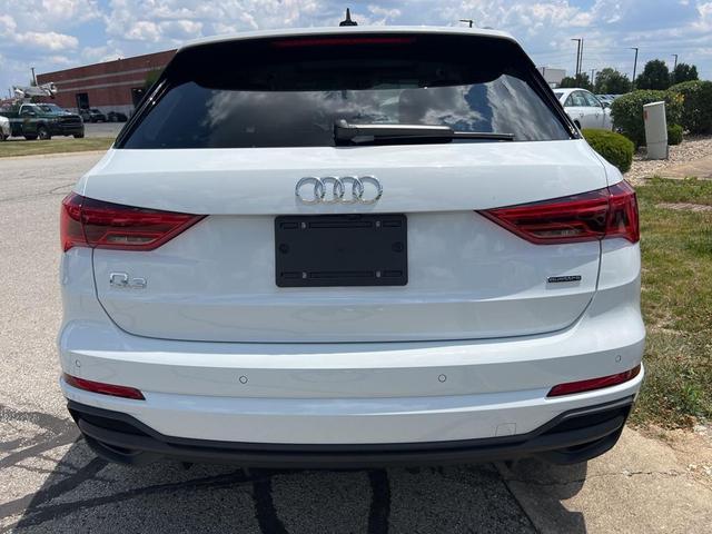 Photo of 2025 Glacier White Metallic Audi Q3