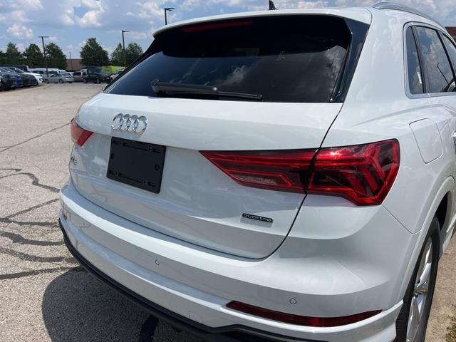 Photo of 2025 Glacier White Metallic Audi Q3