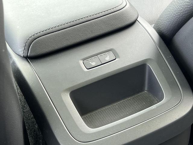 Photo of 2023 Onyx Black Metallic Volvo XC60