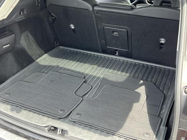 Photo of 2023 Onyx Black Metallic Volvo XC60