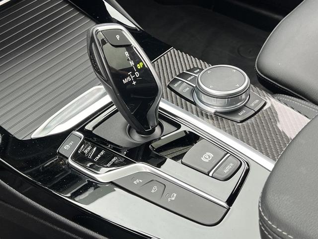 Photo of 2021 Black Sapphire Metallic BMW X3