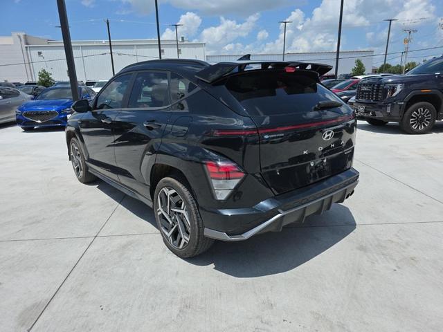 Photo of 2024 Abyss Black Pearl Hyundai KONA