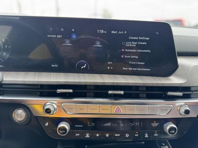 Photo of 2023 Midnight Lake Blue Kia Telluride