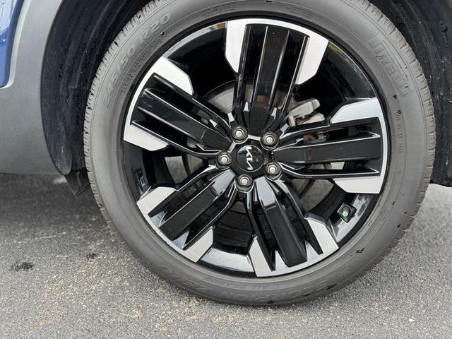 Photo of 2023 Midnight Lake Blue Kia Telluride