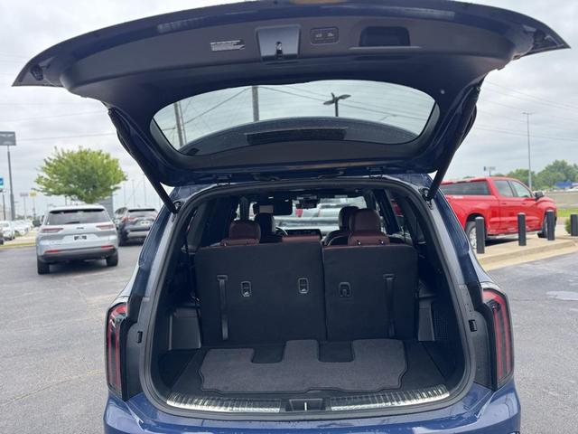 Photo of 2023 Midnight Lake Blue Kia Telluride