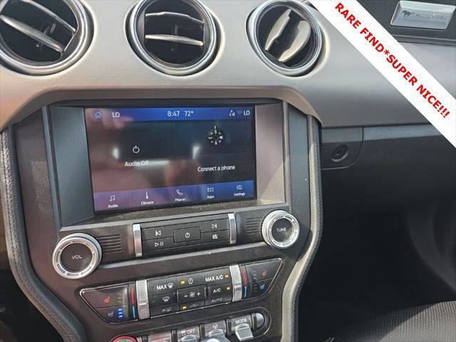 Photo of 2023 OXFORD WHITE Ford Mustang