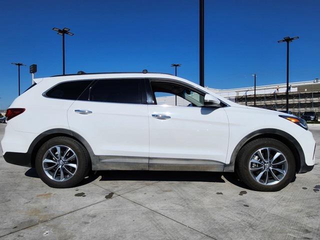 Photo of 2017 Monaco White Hyundai SANTA FE
