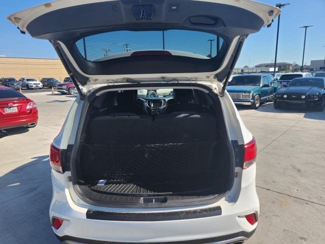 Photo of 2017 Monaco White Hyundai SANTA FE