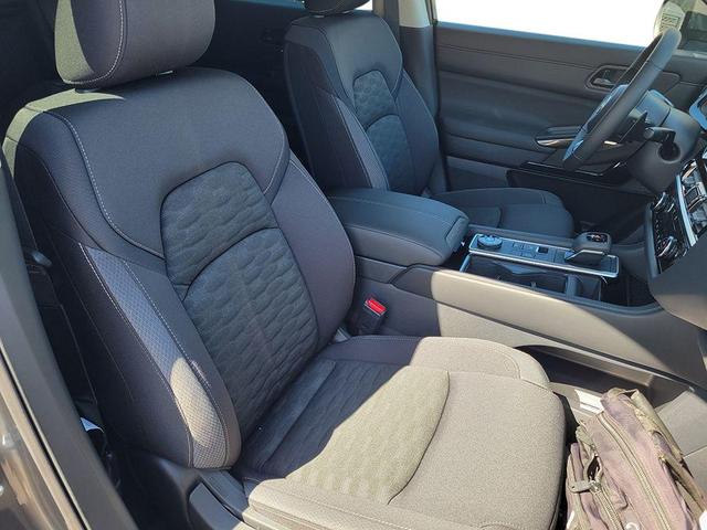 Photo of 2025 Gun Met Nissan Pathfinder