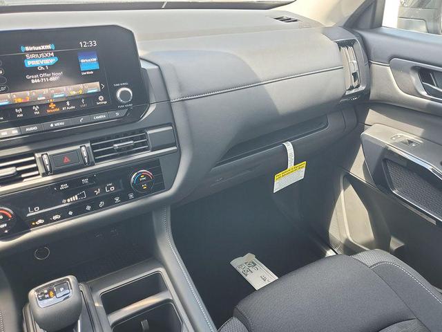 Photo of 2025 Super Black Nissan Pathfinder