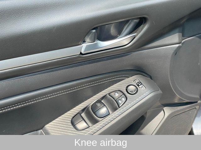 Photo of 2019 Storm Blue Metallic Nissan Altima