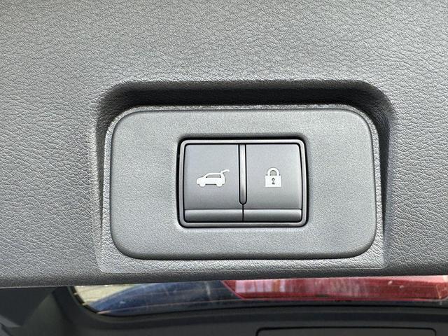 Photo of 2026 Super Black Nissan Rogue