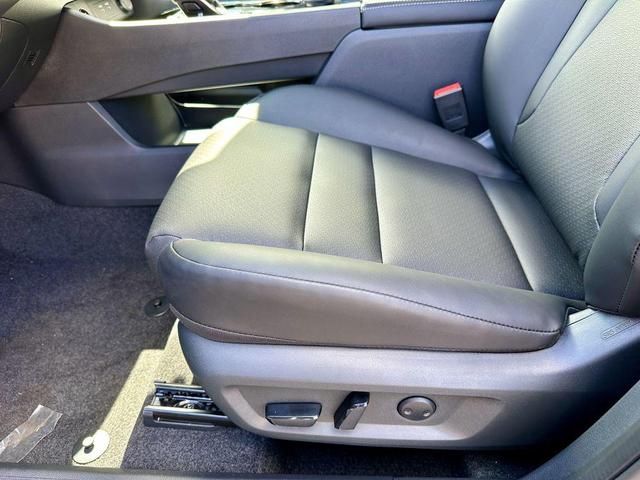 Photo of 2026 Super Black Nissan Rogue