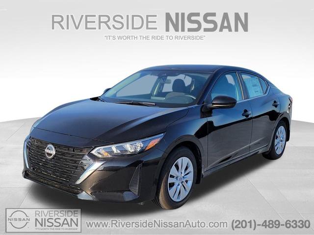 Photo of 2025 Super Black Nissan Sentra