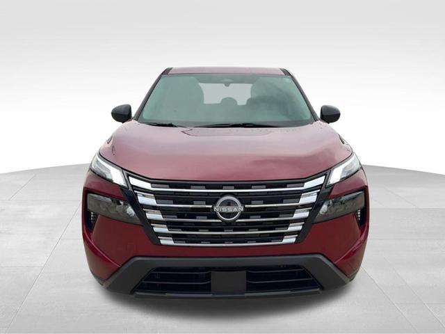 Photo of 2026 Scarlet Nissan Rogue