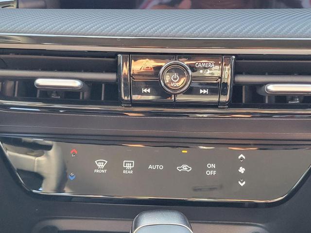 Photo of 2025 Bronze Nissan Kicks