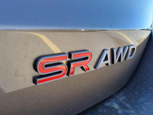 Photo of 2025 Bronze Nissan Kicks