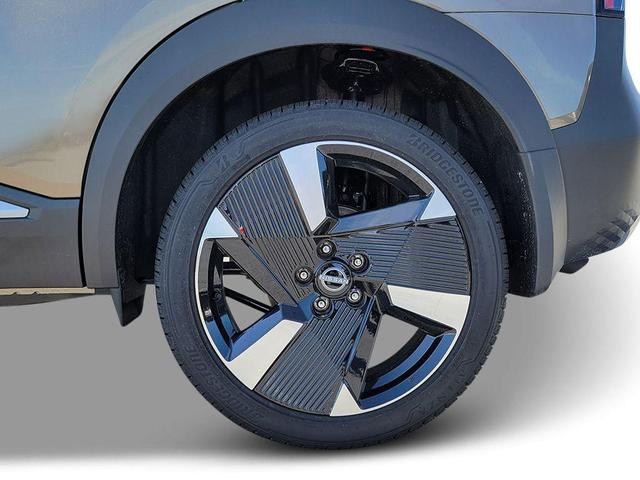 Photo of 2025 Bronze Nissan Kicks