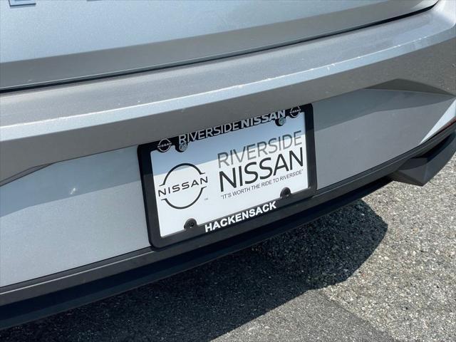 Photo of 2023 Shimmering Silver Hyundai ELANTRA