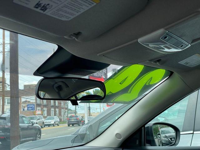 Photo of 2024 Gun Metallic Nissan Sentra