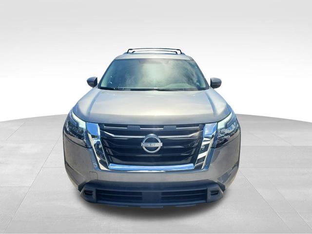 Photo of 2025 Gun Met Nissan Pathfinder