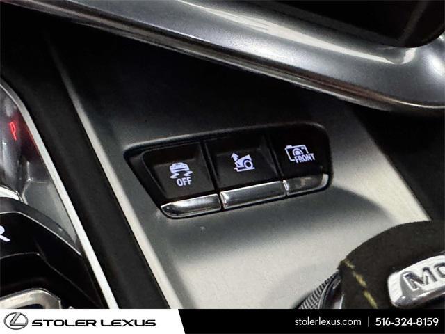 Photo of 2021 Arctic White Chevrolet Corvette
