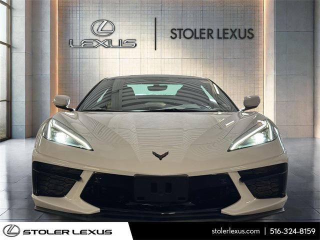 Photo of 2021 Arctic White Chevrolet Corvette