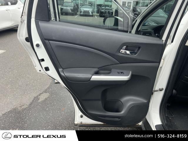 Photo of 2015 White Honda CR-V