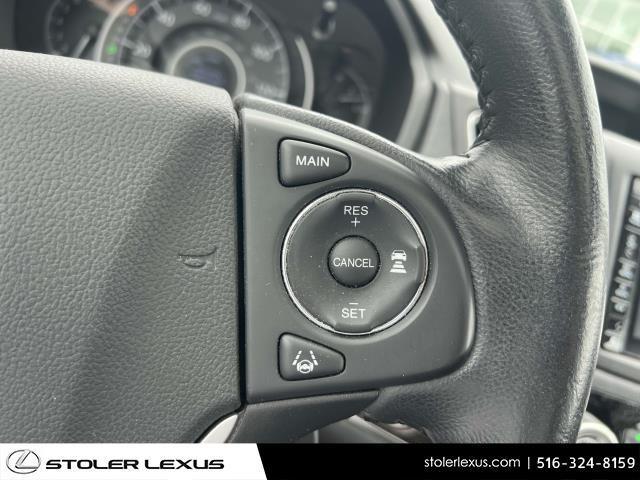 Photo of 2015 White Honda CR-V