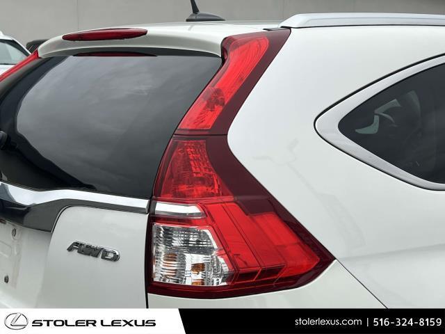 Photo of 2015 White Honda CR-V