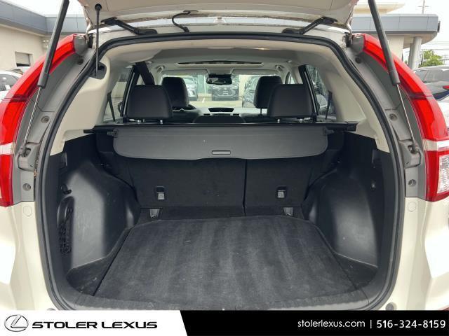 Photo of 2015 White Honda CR-V