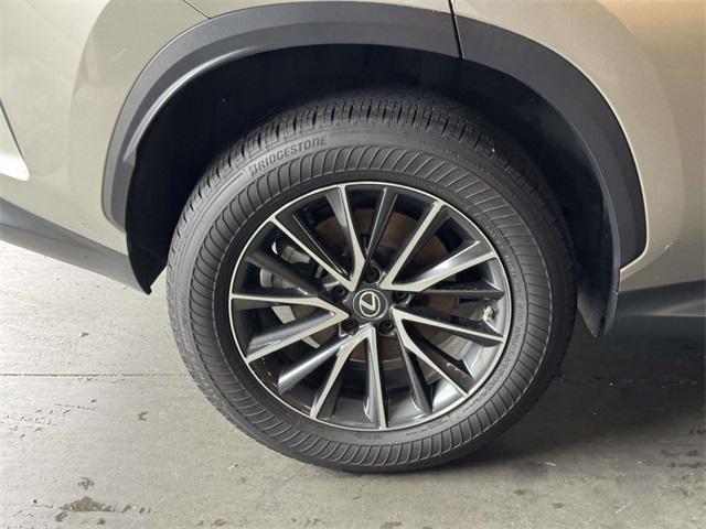 Photo of 2023 Atomic Silver Lexus NX 350