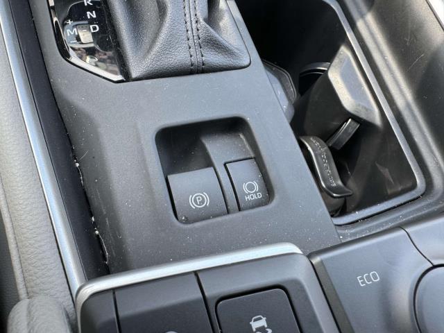 Photo of 2024 Wind Chill Pearl Toyota Grand Highlander