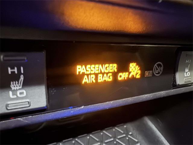 Photo of 2022 Midnight Black Metallic Toyota RAV4