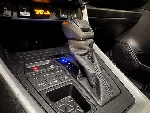 Photo of 2022 Midnight Black Metallic Toyota RAV4