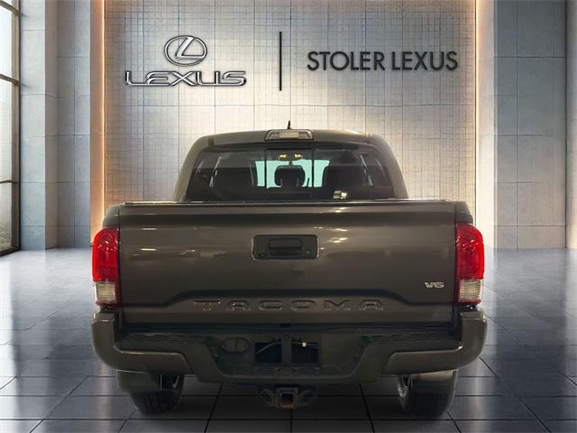 Photo of 2017 Magnetic Gray Metallic Toyota Tacoma