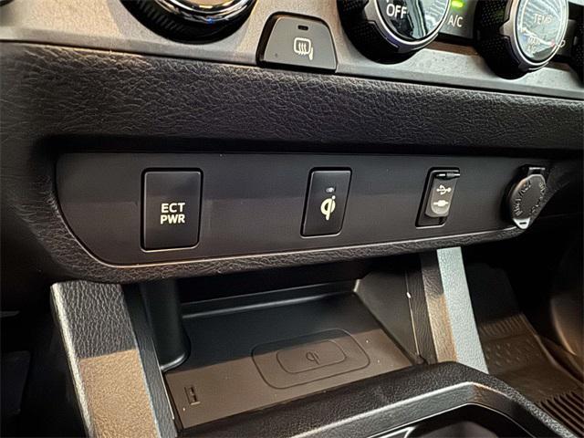 Photo of 2017 Magnetic Gray Metallic Toyota Tacoma