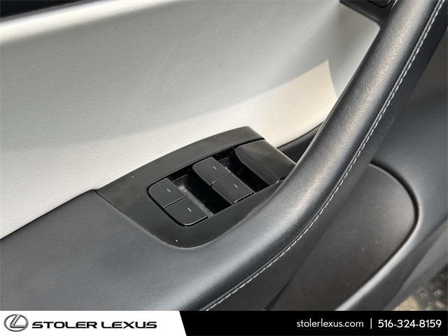 Photo of 2020 Midnight Silver Metallic Tesla Model 3