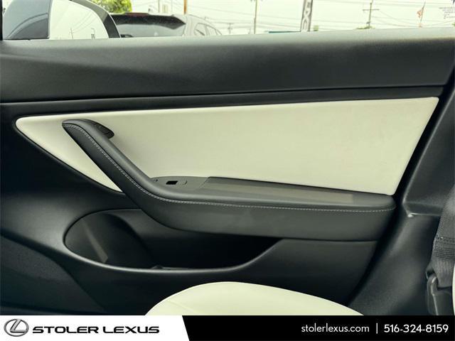 Photo of 2020 Midnight Silver Metallic Tesla Model 3