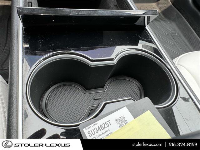 Photo of 2020 Midnight Silver Metallic Tesla Model 3