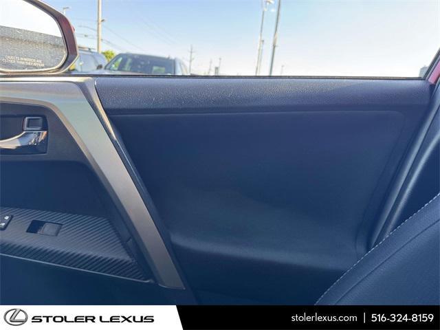 Photo of 2015 Barcelona Red Metallic Toyota RAV4