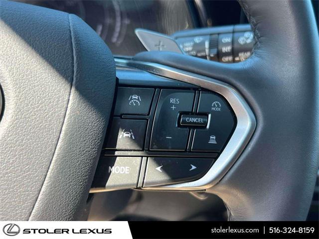 Photo of 2024 Wh Lexus RX 350