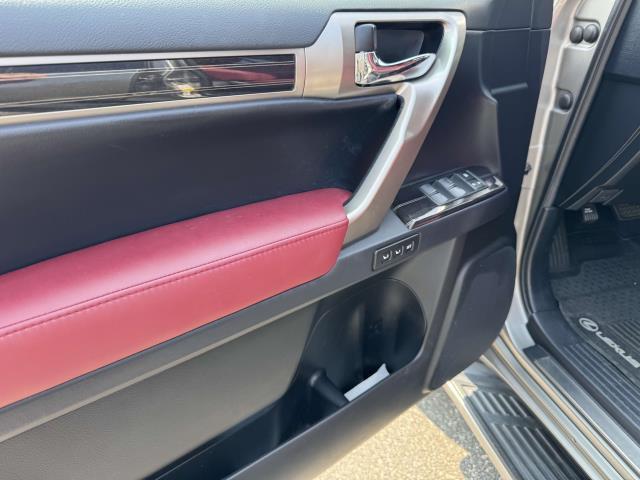 Photo of 2020 Atomic Silver Lexus GX 460
