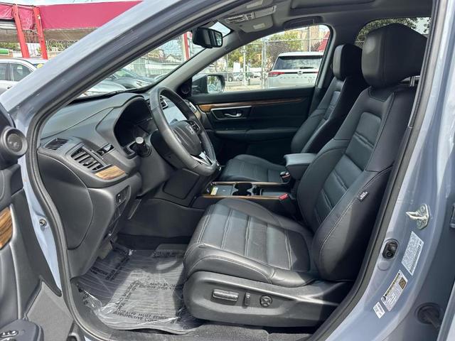Photo of 2020 Sonic Gray Pearl Honda CR-V